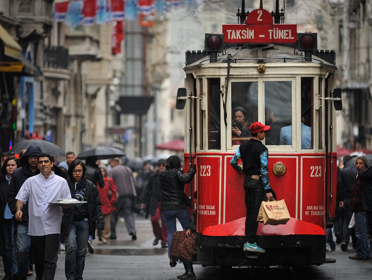 reportage - glam - street photography