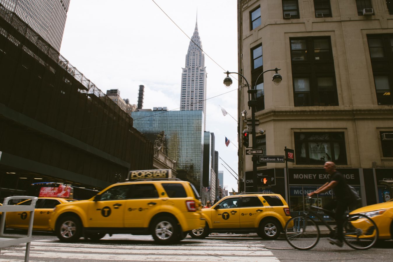 reportage - glam - street photography