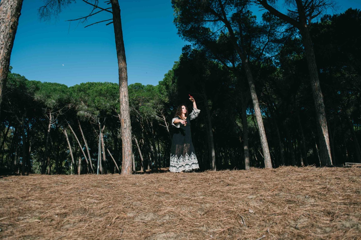 Alice, portrait of a dancer in sicily