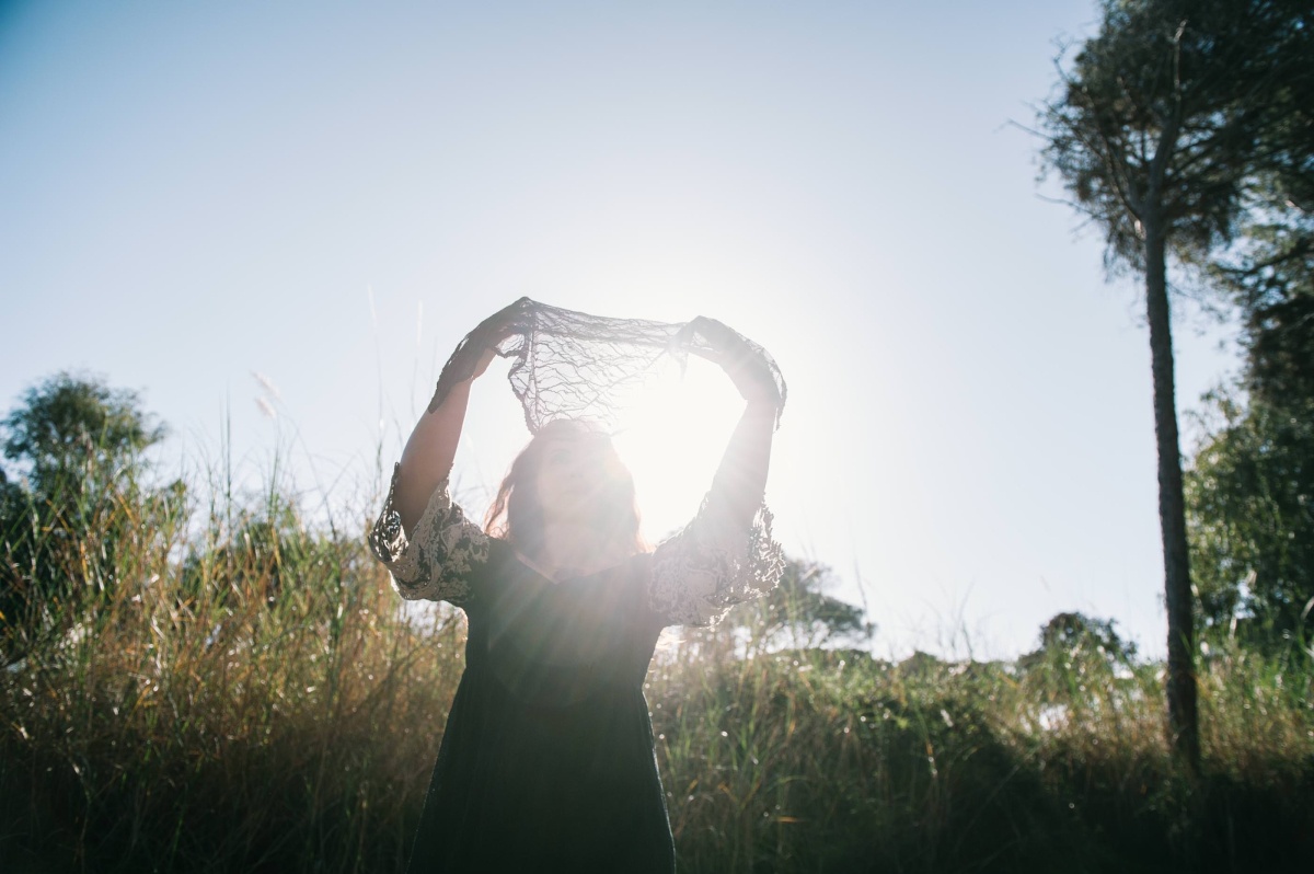 Alice, portrait of a dancer in sicily